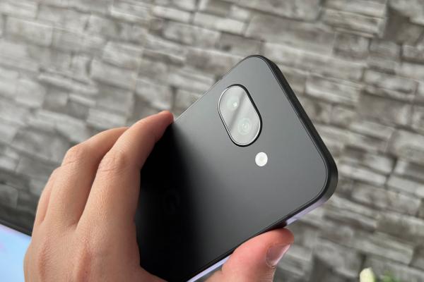 Google Pixel 9a Unboxing: killerul de iPhone 16e este aici, cu un AI superior, cea mai MARE baterie de pe un Pixel