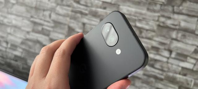 Google Pixel 9a Unboxing: killerul de iPhone 16e este aici, cu un AI superior, cea mai MARE baterie de pe un Pixel