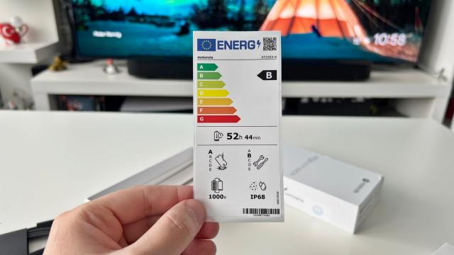 <b>UE vrea să pună obligatoriu această nouă etichetă în cutia telefonului tău</b>Începând cu 20 iunie 2025, toate telefoanele și tabletele vândute în Uniunea Europeană vor purta o nouă etichetă de prezentare, similară celei energetice pe care o cunoaștem deja de la frigidere, televizoare sau mașini de spălat