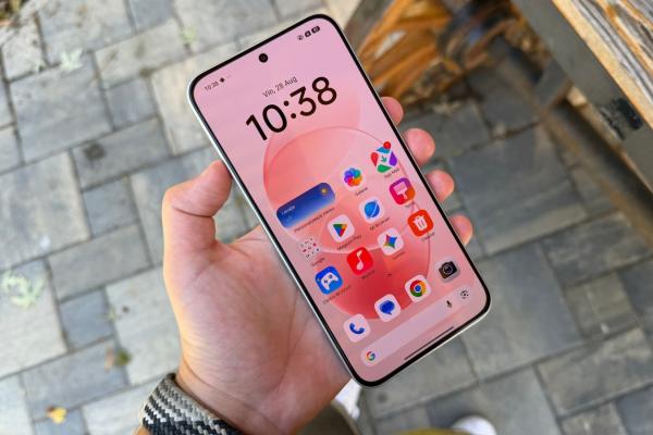 Redmi Note 17 Pro Max 5G: Display neașteptat de luminos, fără frică în fața soarelui arzător 