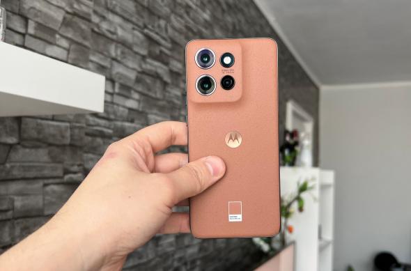 Motorola edge 50 neo - Mocha Mousse: Motorola-edge-50-Neo-Mocha_003.jpg