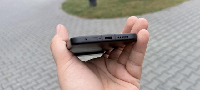 POCO F9 Ultra: Baterie de campion, il incarci la 3 zile