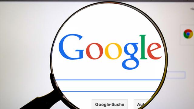 <b>Ce au căutat românii pe Google în 2020 şi care e cel mai căutat telefon din acest an</b>Ca la fiecare final de an, ne parvin acum în decembrie şi liste cu cele mai căutate cuvinte şi sintagme pe Google. E vorba despre căutările locale şi suntem tare curioşi ce au căutat românii în 2020 pe motorul de căutare numărul 1 din lume