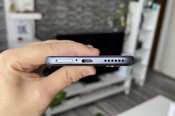 HUAWEI nova 11 Pro: Acustică stereo bună, puțin mai gălăgioasă pe alocuri decât predecesorul