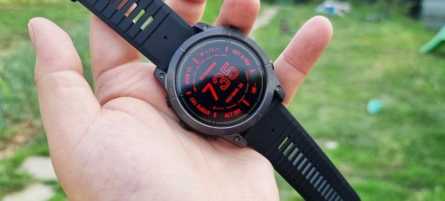 Prezentare Garmin Epix Pro (Gen2): Smartwatch de top, acum în variantă de 51 mm, cu Red Shift Mode în prim plan, lanternă și o autonomie de invidiat