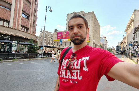 Honor 90 - Calea Victoriei (mostre foto): Honor-90-Calea-Victoriei_014.jpg