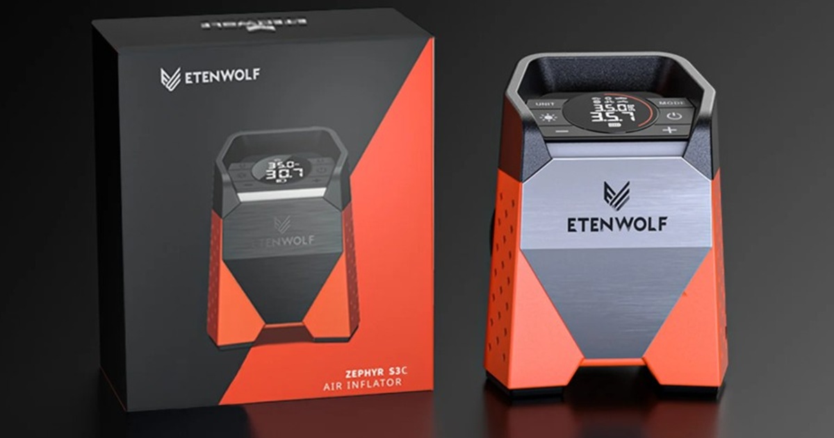 E LUNI e AMAZON: ETENWOLF S3 te scapă de drumul la benzinărie; Umflă rapid roțile, are baterie de 7.800 mAh, power bank și lanternă