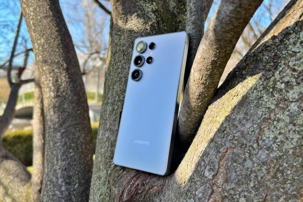 Samsung Galaxy S25 Ultra: Design mai uşor, mai subţire, mai rafinat
