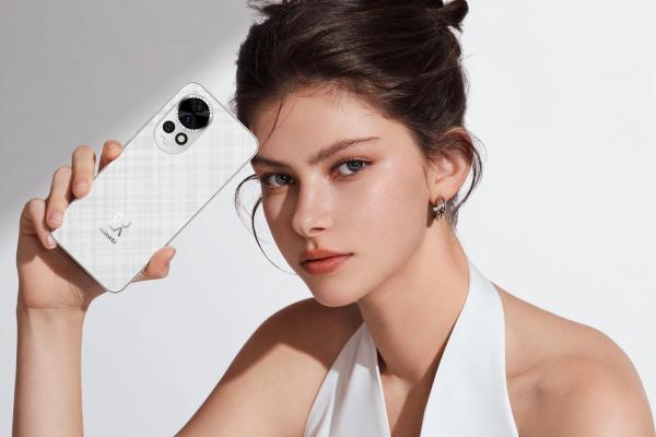 Preț și disponibilitate HUAWEI nova 13 în România (500 lei extra reducere + căști cadou)