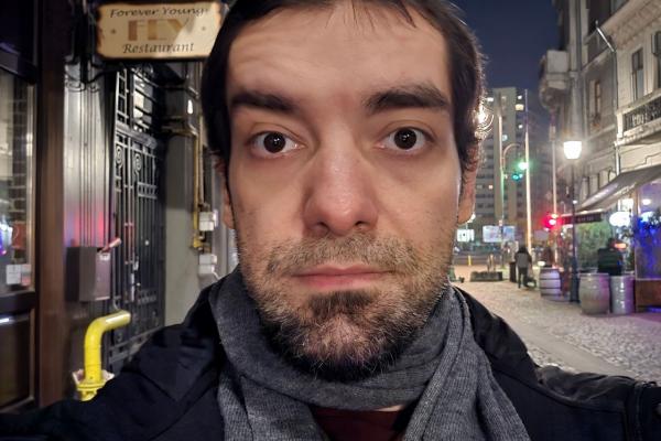 Samsung Galaxy S25 Ultra - Mostre Noapte selfie