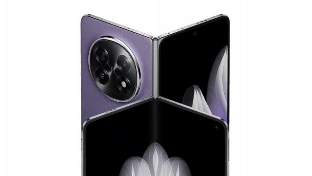 <b>OPPO Find N5 (OnePlus Open 2) apare în randări cu iz oficial; Așa arată pliabilul cu o talie de doar 4.2 mm!</b>OPPO a lansat recent teasere cu privire la noul său telefon pliabil, ce urmează a fi prezentat curând în China. E vorba despre OPPO Find N5, model ce va sosi la nivel global drept OnePlus Open. Ei bine, Evan Blass a pus mâna pe randări detaliate