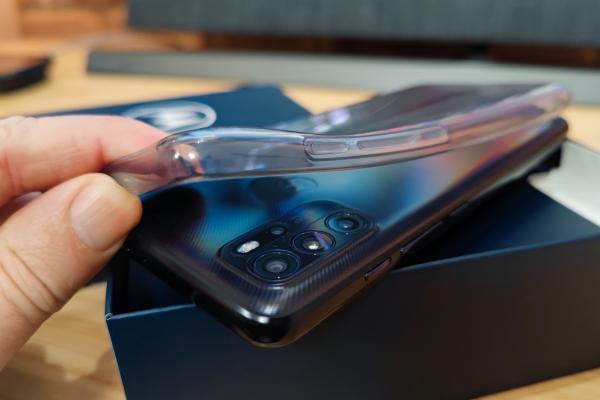 Motorola Moto G60s Unboxing: cea mai rapidă încărcare de pe un telefon de sub 900 lei pe un midrange solicitat la test
