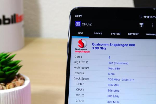Motorola Moto G200 5G: Hardware de wannabe flagship relevant pe final de 2021