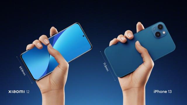 <b>Xiaomi 12 primește noi teasere cu accent pe ecran; Avem diagonală de 6.28 inch și corp mai compact decât iPhone 13</b>Teaserele asociate seriei de telefoane Xiaomi 12 care se va lansa oficial pe data de 28 decembrie în China, vin pe bandă rulantă. După ce zilele trecute am descoperit o imagine oficială cu variantele Xiaomi 12 și 12 Pro, dar și descoperit