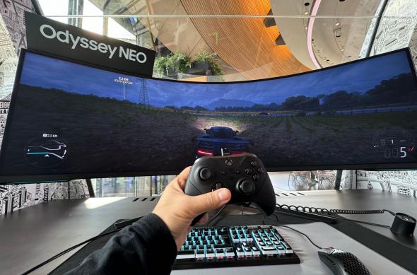 Samsung Odyssey Neo G9 57 inch - Fotografii: Photo 29.05.2024, 10 27 16.jpg