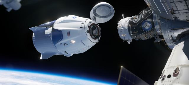 SpaceX poate duce un român în spaţiu, pentru prima dată după 50 de ani