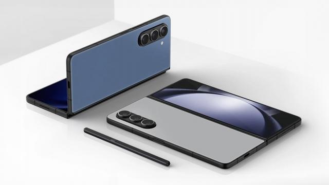 <b>Samsung Galaxy Z Fold6 Slim ar putea debuta prima dată în China, în toamna acestui an; Ce știm despre noul pliabil?</b>Recent am aflat informații cu privire la un nou telefon „Z Fold” din portofoliul Samsung. E numit de către tipsteri Z Fold6 Slim sau chiar Z Fold6 Ultra, dar azi „misterul” este elucidat de către Ice Universe. Tipster-ul susține că terminalul se numește 