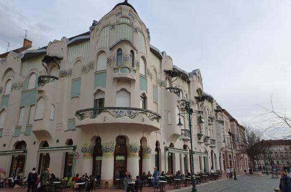Fotografii făcute ziua cu Samsung Galaxy S10+ în Szeged (mostre foto pe timp de zi): 20190309_172136.jpg
