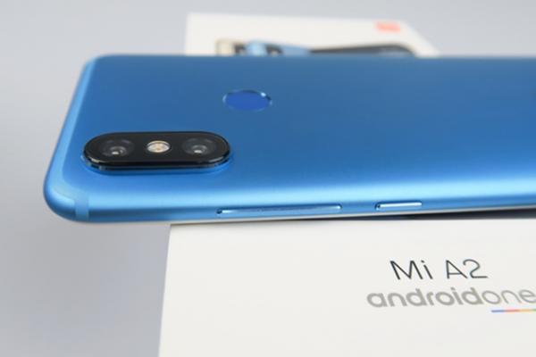 Xiaomi Mi A2 bifează un super discount la PC Garage! Varianta cu 64 GB stocare costă acum sub 800 lei