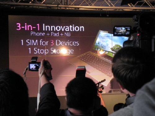 Asus - Live blogging Mobile World Congress 2012 - imaginea 26