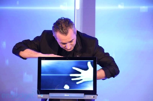 MWC 2013: ASUS si noile produse cu care vrea sa cucereasca publicul european - live blogging - imaginea 16