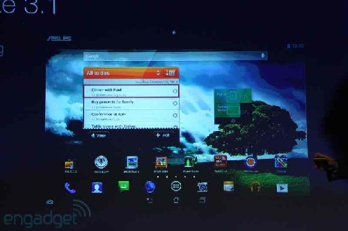 MWC 2013: ASUS si noile produse cu care vrea sa cucereasca publicul european - live blogging - imaginea 35