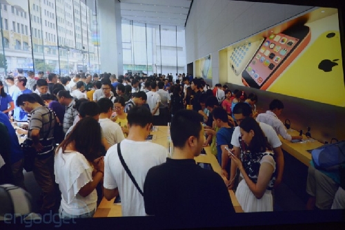 Live Blogging lansare iPad Mini 2 Retina si iPad 5 - imaginea 18