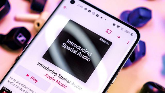 <b>Utilizatorii Android se pot bucura acum de muzică lossless prin aplicația Apple Music; Funcția e disponibilă în abonamentul standard</b>Cei ce folosesc Apple Music pe Android vor putea acum să se bucure de muzica preferată în format lossless și să profite de tehnologia Spatial Audio de la Dolby Atmos. În urmă cu o lună noile caracteristici soseau pe iOS, iPadOS și MacOS