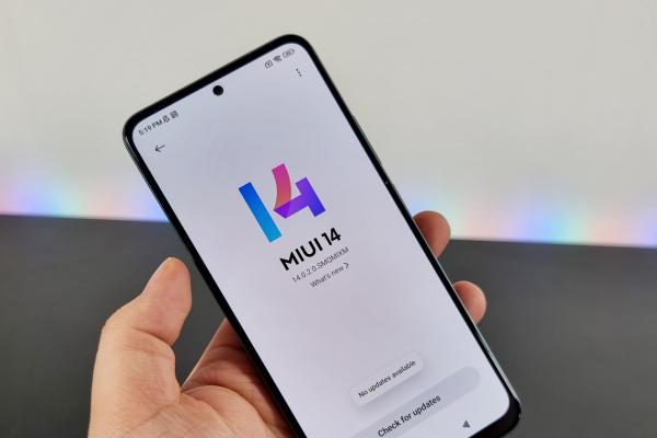 Redmi Note 12 5G: OS, UI și aplicații familiare, cu MIUI 14 aplicat peste Android 12