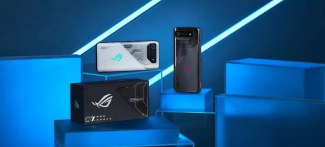 Preț și disponibilitate ASUS ROG Phone 7 în România (+ AeroActive Cooler 7 cadou)