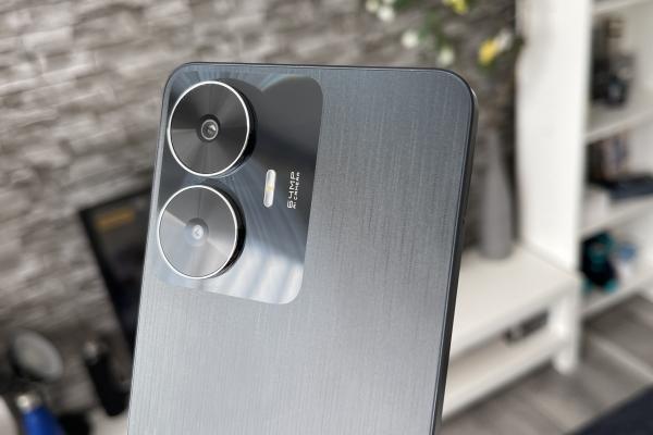realme C55: Cameră foto duală ce livrează rezultate mai bune decât te-ai aștepta pentru sub 1000 de lei