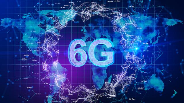 <b>Test 6G: China atinge 100 Gbps viteză de download în frecvenţe Terahertz</b>După ce am scris despre 5.5G şi eforturile Huawei în această direcţie, acum aflăm cum merge cu dezvoltarea proiectelor 6G din China. Există o bătălie în culise aici, SUA, China şi Coreea de Sud având toate proiecte 6G. Acestea sunt mai 