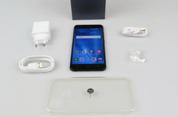 ASUS Zenfone Zoom S - Unboxing: ASUS-ZenFone-Zoom-S_009.JPG