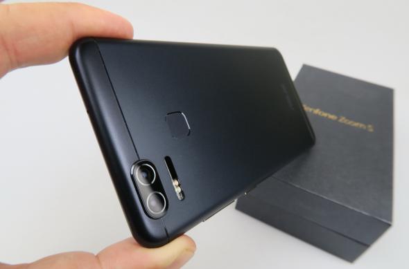 ASUS Zenfone Zoom S - Unboxing: ASUS-ZenFone-Zoom-S_004.JPG