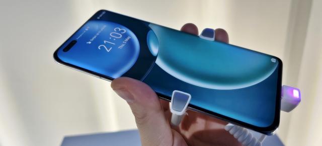 HONOR Magic 4 Pro Hands On: a venit flagship-ul HONOR cu certificare IMAX, încărcare wireless la 100W