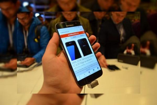 MWC 2016: Samsung Galaxy S7 hands-on - cel mai nou flagship Samsung analizat pe scurt în Barcelona (Video)
