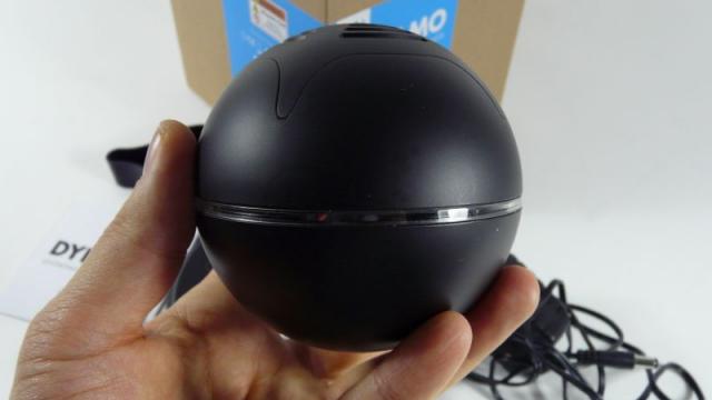 <b>TecPlus Dynamo unboxing: scoatem din cutie boxa cu levitaţie magnetică, cel mai inedit gadget ajuns la Mobilissimo.ro (Video)</b>&Icirc;n ultimele zile am avut ocazia să ne jucăm cu TecPlus Dynamo, un gadget neobişnuit, pentru că... levitează. E vorba despre o boxă Bluetooth cu levitaţie magnetică, pe care o scoatem din cutie mai jos. Device-ul costă 349 lei şi &icirc;l...