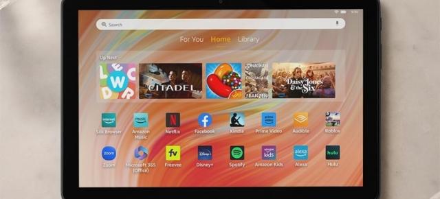 Amazon lansează discret o nouă versiune a tabletei Fire HD 10, cu 4 GB RAM, fără modificări majore de hardware