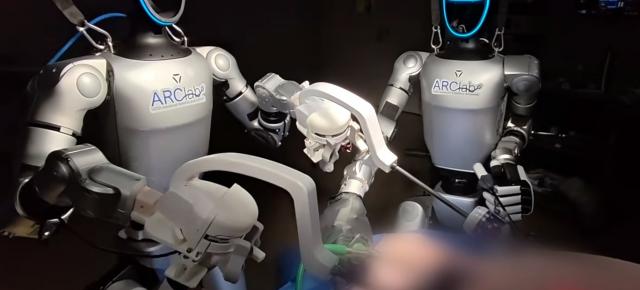 Premieră în medicină: un robot umanoid a realizat cu succes o operație de îndepărtare a vezicii biliare