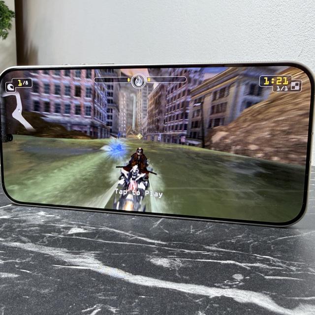 Leica Leitzphone by Xiaomi oferă performanțe ridicate, dar are probleme cu supraîncălzirea
