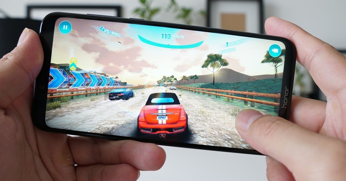 Honor pregătește un telefon cu ecran uriaș de 7 inci și refresh de 185 Hz; iată ce se zvonește