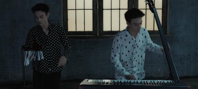 Samsung colaborează cu artistul premiat cu Grammy Jacob Collier pentru a recompune soneria "Over the Horizon" pentru Galaxy S8 (Video)