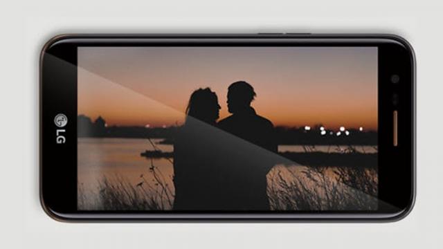 <b>LG K20 V și Samsung Galaxy J7 V sunt lansate prin intermediul operatorului Verizon</b>Prin intermediul operatorului american Verizon tocmai ce au fost anunțate smartphone-urile LG K20 V și Samsung Galaxy J7 V, produse care cu siguranță no vor părăsi piața din SUA. Le putem încadra din punct de vedere al dotărilor tehnice în categoria