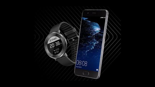 <b>Huawei P10 ajunge la Vodafone România din 27 martie; precomanda vă aduce și o brățară Huawei Fit cadou!</b>Așa cum am aflat cu doar câteva momente în urmă din partea celor de la Huawei România faptul că smartphone-ul P10 este disponibil la precomandă pe plan local. Prețul recomandat este de 2.599 lei și din 27 martie îl vom găsi și în oferta celor de la 