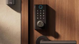 Ring lansează prima sa încuietoare inteligentă, oferă cadran pentru deblocare când bateria este descărcată