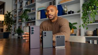 Thierry Henry devine imaginea Samsung Galaxy Z Fold8, Fold8 Ultra și Flip8