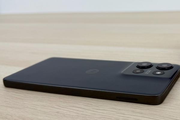 Motorola moto g75 5G: Acustică cu înalte surprinzătoare, nu prea mult bas