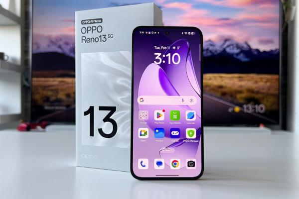 OPPO Reno13 - Unboxing