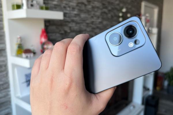 OPPO Reno13 F review detaliat în limba română (Evaluare Mobilissimo)