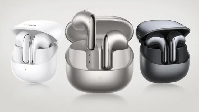 <b>Xiaomi Buds 5 Pro se lansează cu Xiaomi 15 şi dezvăluie un design elegant</b>Xiaomi 15 nu va debuta de unul singur la început de martie 2025, ci va sosi alături de o pereche nouă de căşti. E vorba despre Xiaomi Buds 5 Pro, care tocmai a primit o scăpare de design. Avem de-a face aici cu o pereche de căşti TWS flagship